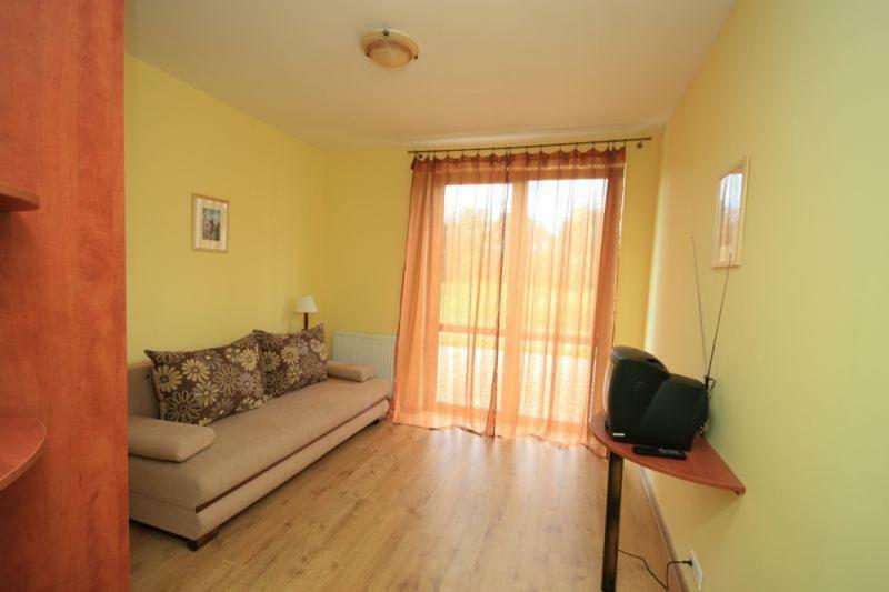Karpnicka Struga W Dolinie Palacow I Ogrodow Jelenia Gora Ngoại thất bức ảnh