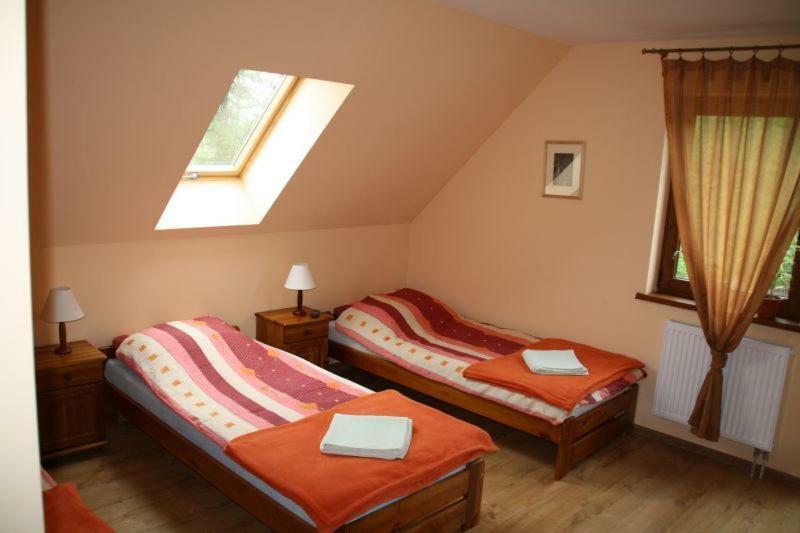 Karpnicka Struga W Dolinie Palacow I Ogrodow Jelenia Gora Ngoại thất bức ảnh